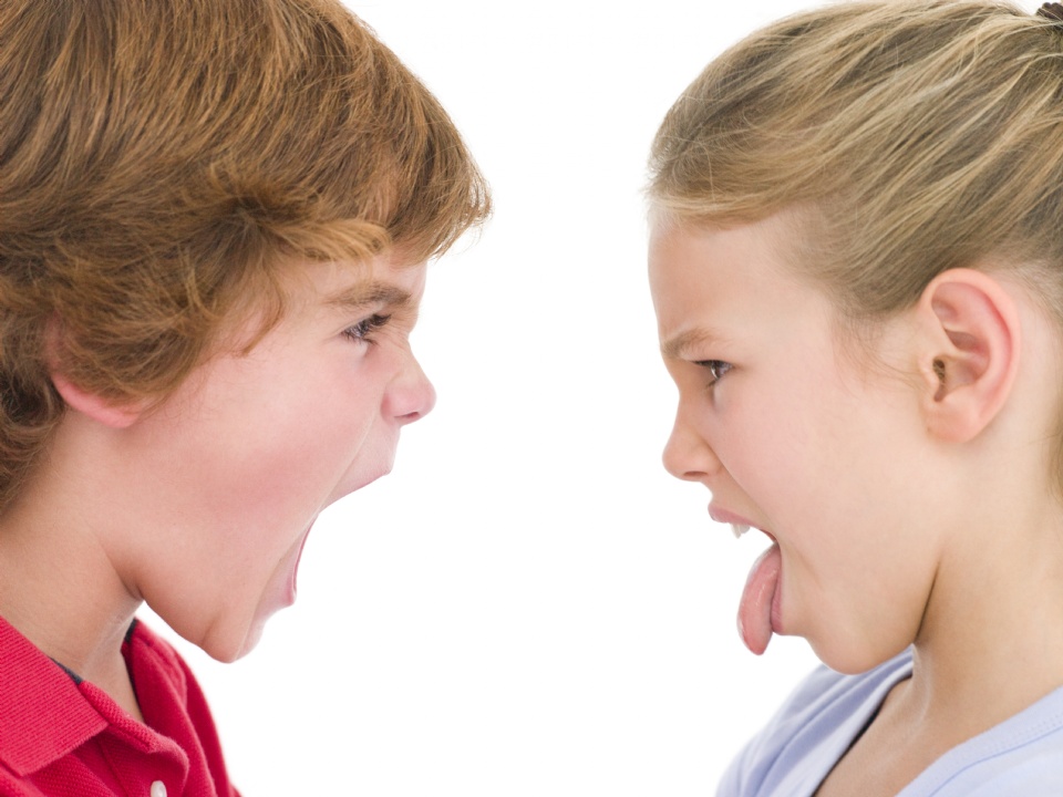Is Your Child a Tattletale? | Laval Families Magazine | Laval's Family Life Magazine