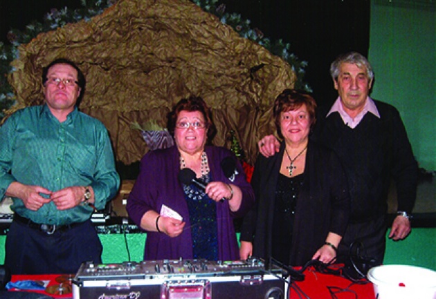 Seniors Rock to the Rhythms of DJ Nonna | Laval Families Magazine | Laval's Family Life Magazine