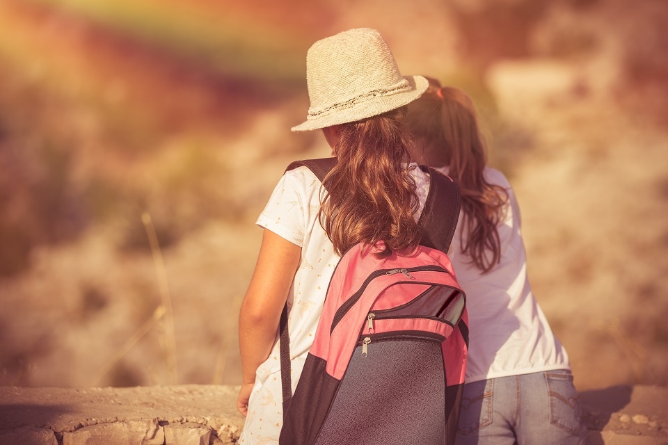 Should Stay-at-Home Parents Send Their Children to Camp? | Laval Families Magazine | Laval's Family Life Magazine