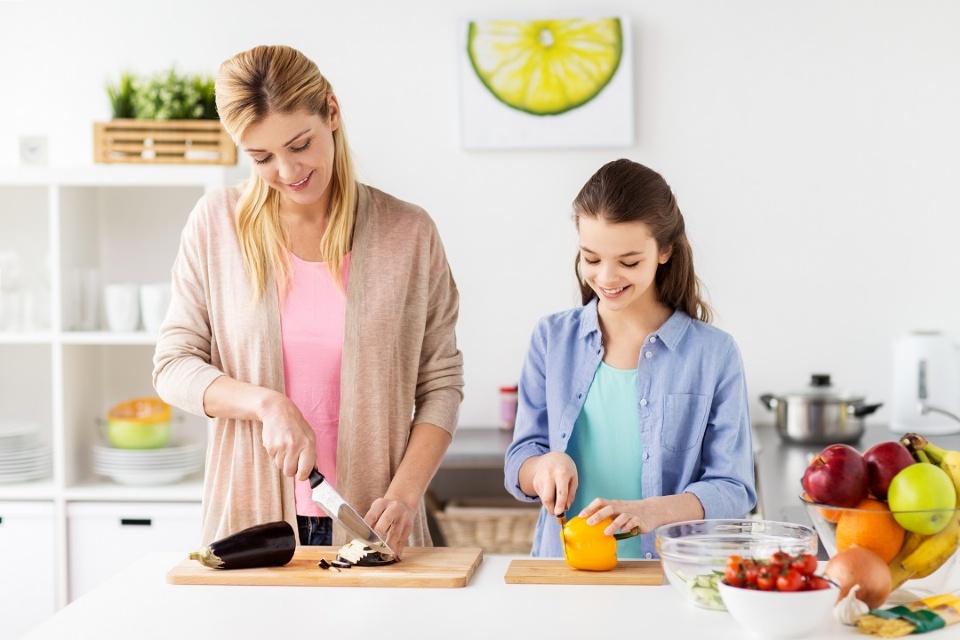 Eating Healthy as a Family | Laval Families Magazine | Laval's Family Life Magazine